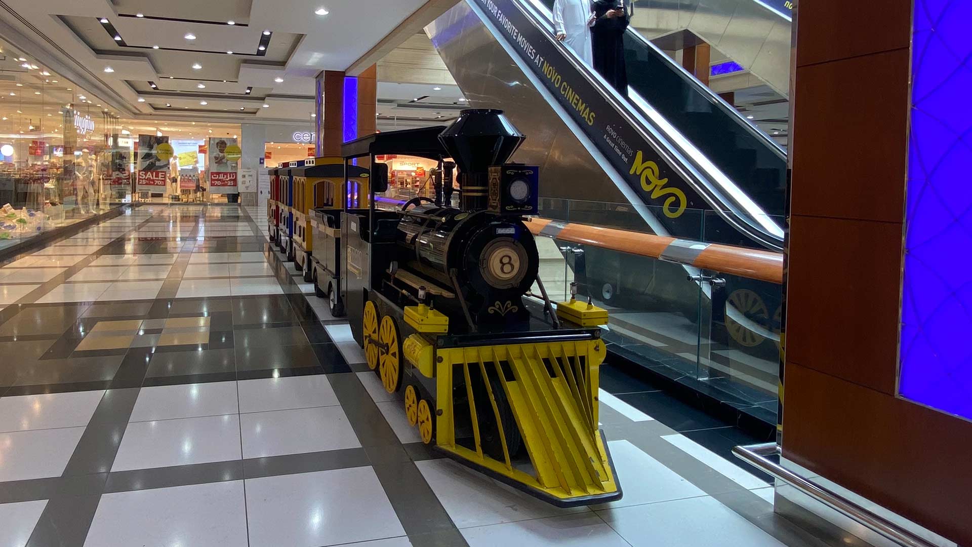 shops